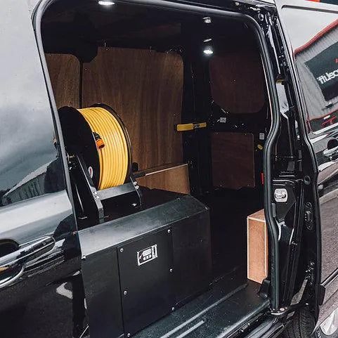 FaceLift® 425L Compact Van Mounted System